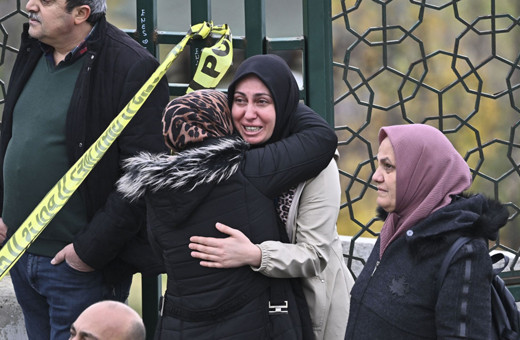 Ankara'da komşu kavgası! Baba ile 15 yaşındaki oğlu komşuları tarafından tüfekle vurularak öldürüldü