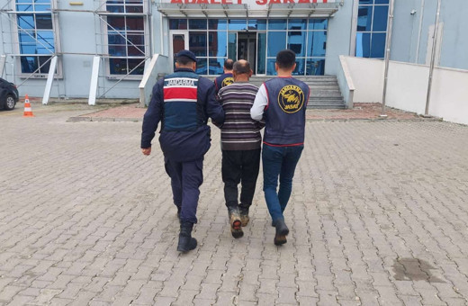 Edirne'de 54 yıl hapis cezası olan şahıs koyun ağılında yakalandı