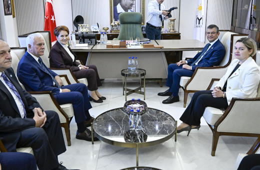 İYİ Parti'de CHP ile işbirliği kavgası! Meral Akşener sadece dinledi! İşbirliği diyenler çoğunlukta