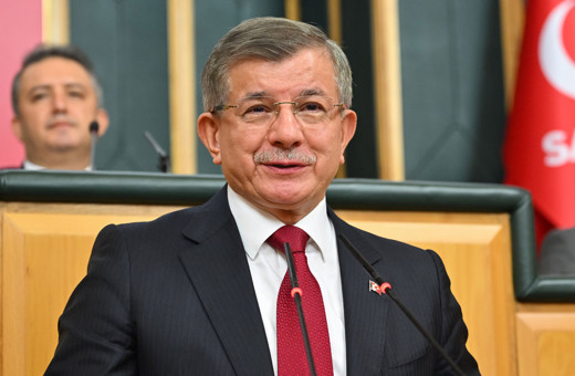 Davutoğlu 'daha aşağısı milleti açlığa mahkum etmektir' deyip en az asgari ücreti açıkladı