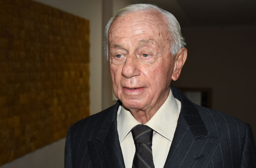 Devlet sanatçısı Prof. Dr. Nevzat Atlığ vefat etti