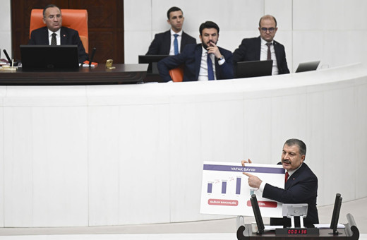 Fahrettin Koca ile Bekir Bozdağ arasındaki 'süre' diyaloğu güldürdü