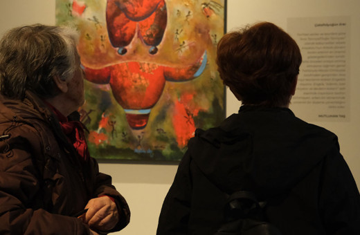 "Belleğin İzi: Neolitik Kent Çatalhöyük" sergisi AKM Galeri'de açıldı