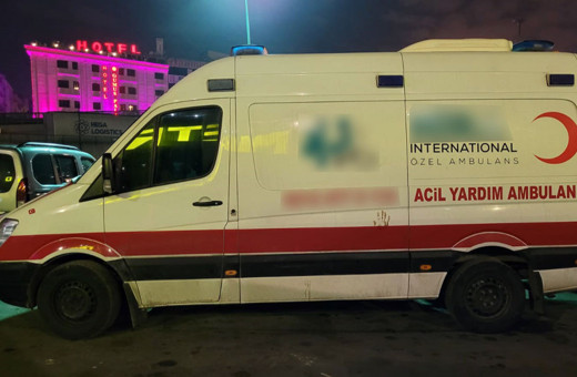 Ambulansla uyuşturucu taşıyan 3 şüpheli tutuklandı