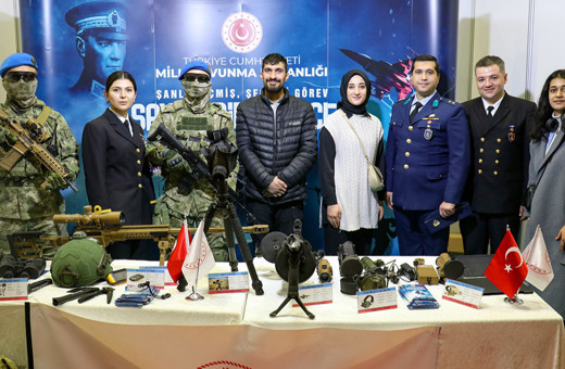 "Doğu Anadolu Kariyer Fuarı" sürüyor