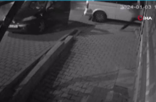 Pusuda beklediği kişiye defalarca ateş etti o anlar kamerada