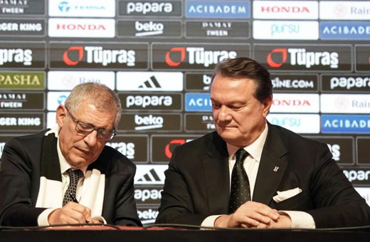 Fernando Santos imzayı attı! Hasan Arat: "Beşiktaş size, siz de Beşiktaş’a çok yakıştınız"