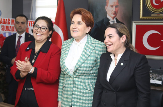 İYİ Parti Adana adayı belli oldu Meral Akşener 'Seçileceğine Allah şahidimdir' dedi