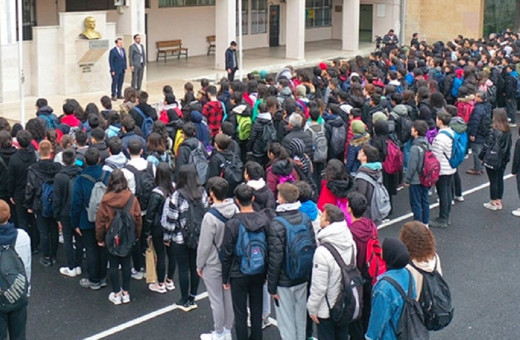 Şehitlerimiz için tüm okullarda saygı duruşu kararı