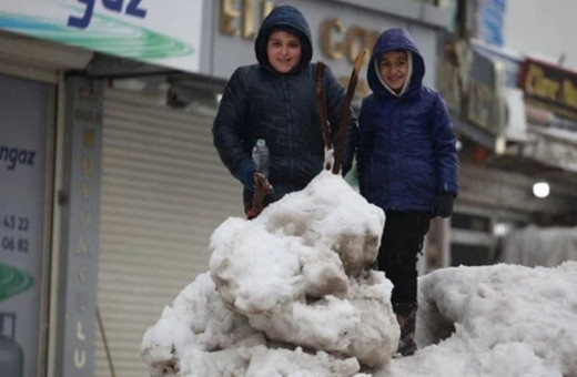 4 şehirde okullar tatil edildi!