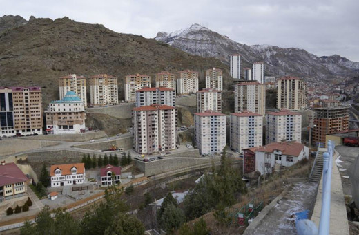 Gümüşhane'de küçük mahallede 10 muhtar adayı çıktı