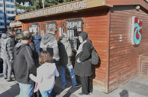 Trabzonspor-Galatasaray maçının biletleri satışa çıktı