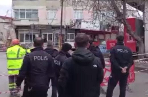 Ümraniye'de metro çalışması sırasında bina çöktü... O anlar kamerada