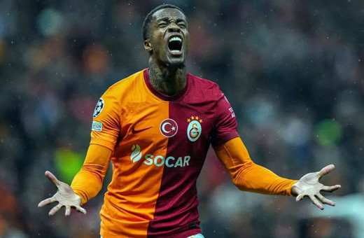 Galatasaray'ın yıldızı için flaş emeklilik iddiası!
