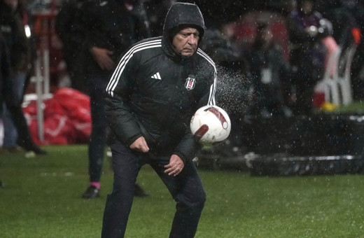 Fernando Santos, Beşiktaş'taki ilk yenilgisini farklı aldı