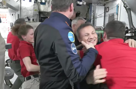 İlk Türk astronot Alper Gezeravcı’dan ISS’te ilk konuşma! Atatürk'e, kahraman şehitlerimize...