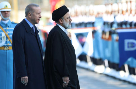 Cumhurbaşkanı Erdoğan, İran Cumhurbaşkanı Reisi'yi resmi törenle karşıladı