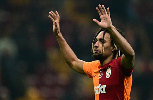 Galatasaray, Sacha Boey'u rekor bedelle Bayern Münih'e gönderdi
