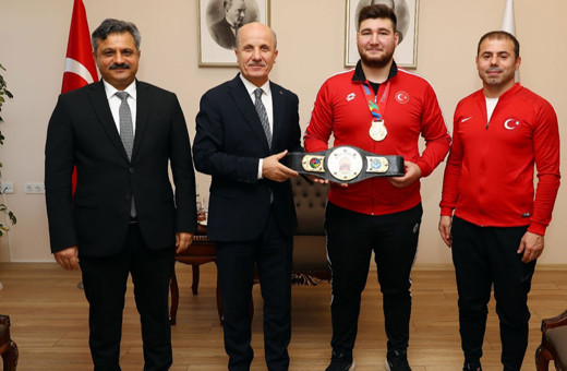 YÖK, vakıf üniversitelerindeki burslu milli sporcu kontenjanını artıracak