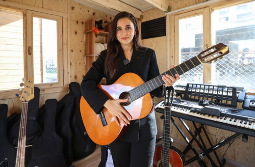 Karsu, memleketi Hatay'a destek için çalışıyor