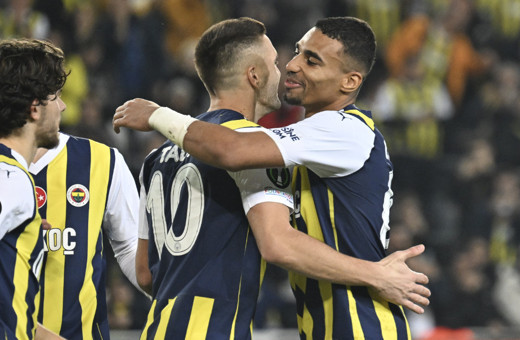 Fenerbahçe 3 puanı 3 golle aldı