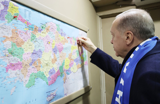 Cumhurbaşkanı Erdoğan memleketi Rize'de! Millete değil, yapay zekaya soranlara dersini vereceğiz