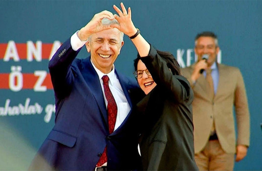 Son anket sonucunda Ankara'da makas kapanıyor