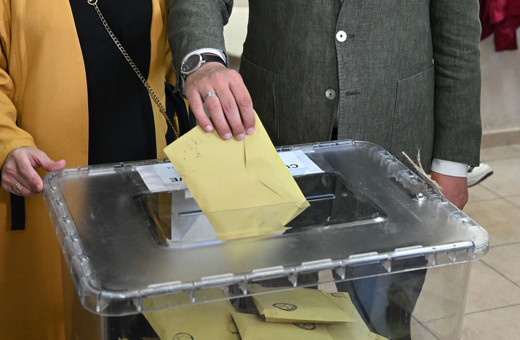 CHP'den İYİ Parti'ye geçip aday oldular CHP'de 4 büyükşehiri kaybedilebiliriz paniği