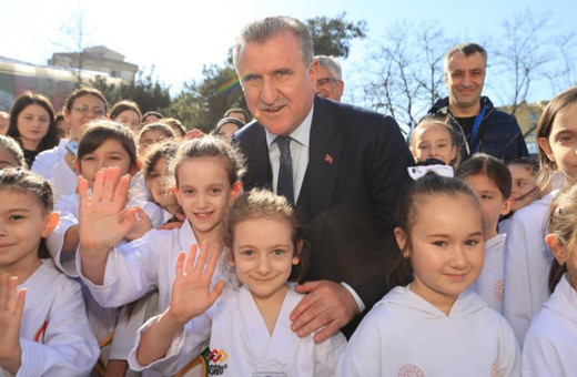 ‘Spora İlk Adım’ projesiyle 479 bin öğrenci sporla tanıştı