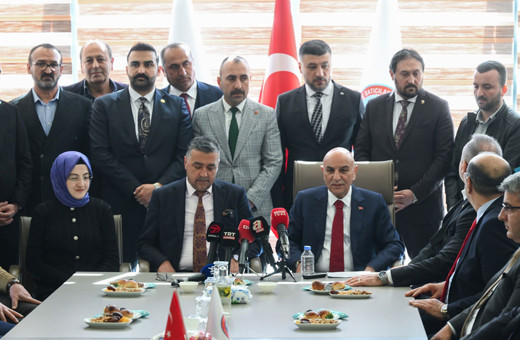 Ankara Büyükşehir adayı Turgut Altınok Ankaralılara müjdeyi verdi: Yüzde 50 indirim yapacağız