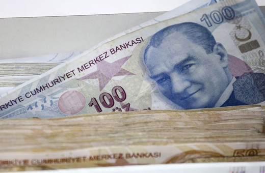 Kamu bankalarının emeklilere 3 yıl için verdiği promosyon tepki çekti