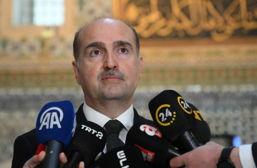 Topkapı Sarayı Mukaddes Emanetler Dairesi yeni sergileme düzeni ilgi çekti