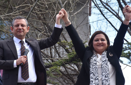 CHP'de Özgür Özel'e Burcu Köksal şoku: Dil sürçmesi değil, verdiğim söz üzerine konuştum