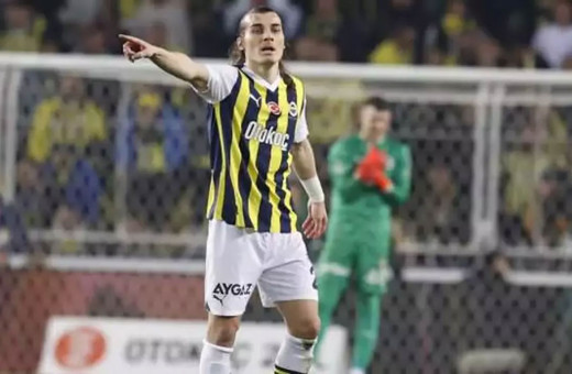 Fenerbahçe'de Çağlar Söyüncü maça devam edemedi