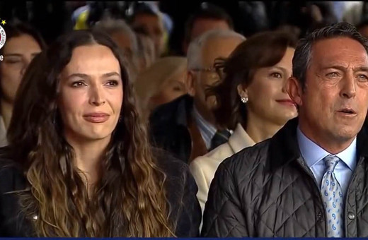 Ali Koç şaşkınlık içerisinde Eda Erdem'e baktı! Heykel açılışına damga vuran anlar kamerada