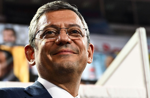 CHP Genel Başkanı Özgür Özel, 8 Mart Dünya Kadınlar Günü'nü kutladı