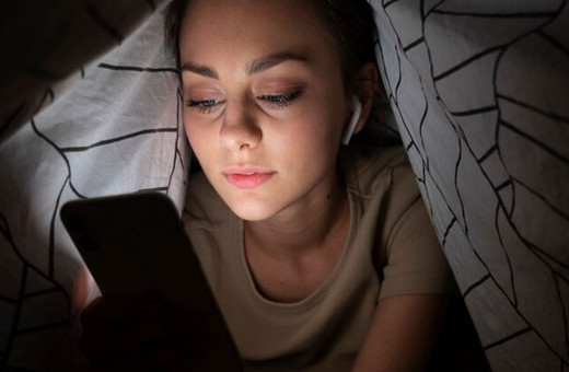 Dijital bağımlılık, hem fiziki hem ruhsal sağlığı bozuyor