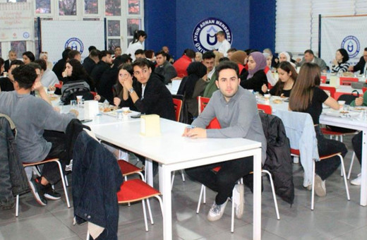 Muğla, Aydın ve Denizli’de her gün 6 bin üniversiteliye iftar yemeği