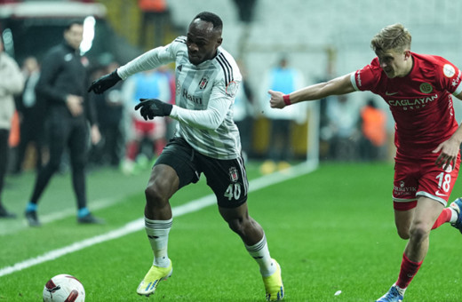 Beşiktaş sahasında Antalyaspor'a 2-1 mağlup oldu