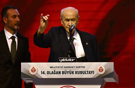 Devlet Bahçeli yeniden genel başkan seçildi, Cumhurbaşkanı Erdoğan’a seslendi: Ayrılamazsın, Türk milletini yalnız bırakamazsın