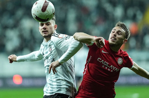 Ernest Muçi: Beşiktaş'tan teklif geldiğinde iki kez düşünmedim