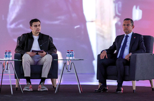 15 Temmuz darbe girişimi gecesi Genelkurmay'dan Özgür Özel'i telefonla arayan kimdi?