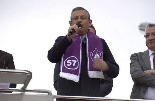 Sinop'ta Engin Altay'dan Özgür Özel'e karşılama: Bir zamanlar çırağımdı