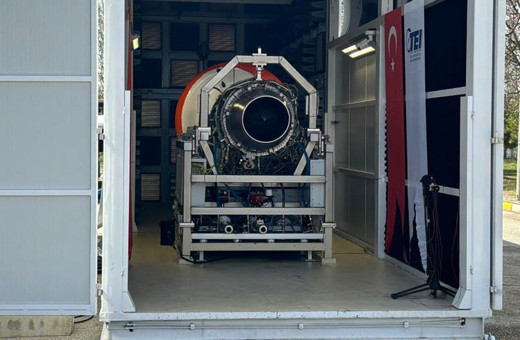 Türkiye’nin ilk askeri uçak motoru başarıyla ateşlendi