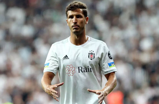 Trabzonspor, Beşiktaşlı futbolcuyu transfer listesine aldı!