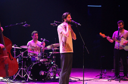 Portekizli şarkıcı Salvador Sobral CRR'de konser verdi