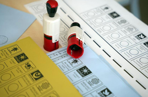 İstanbul'da sandıkların yüzde 100'ü açıldı! İşte resmi olmayan sonuçlara göre oy oranları