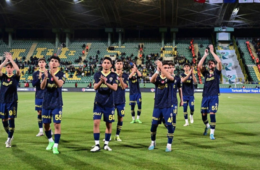 Fenerbahçe: Dik durmaya devam edeceğiz