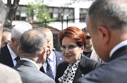 Meral Akşener YSK önünde! İYİ Parti, Ordu seçimleri için YSK'ye olağanüstü itirazda bulundu