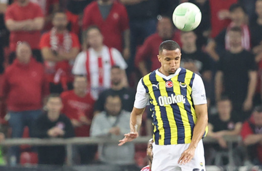 Fenerbahçe’de bir sakatlık daha! Oyuna devam edemedi…